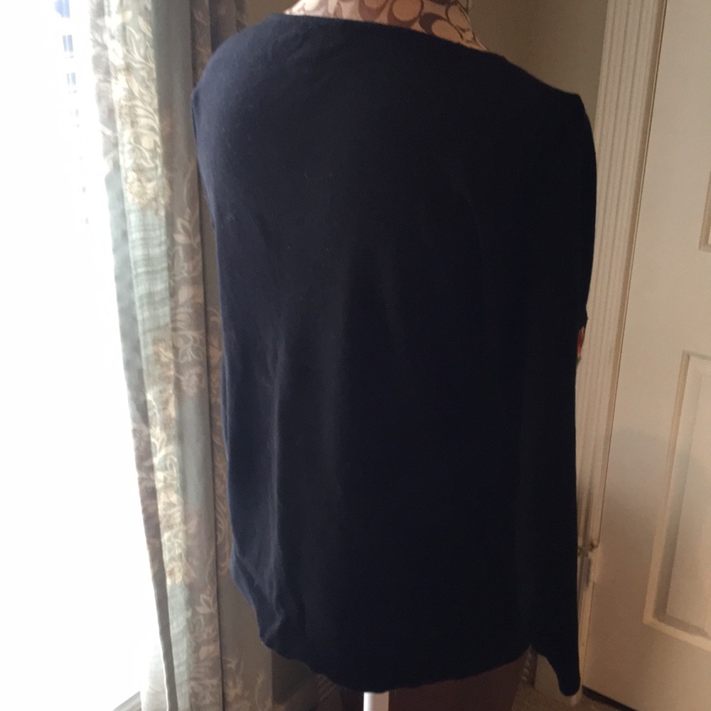 Sweater - Picture 4 of 5